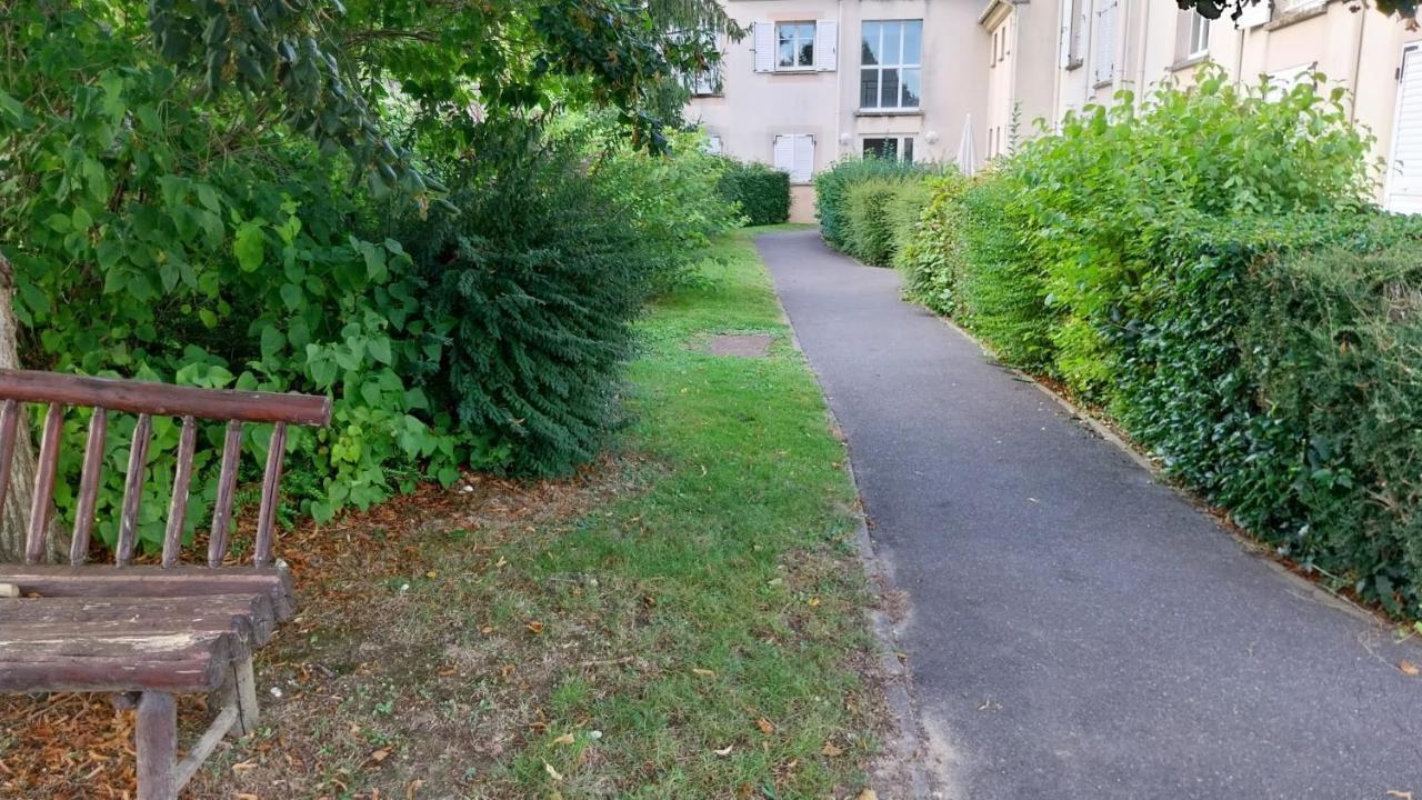 Appartement Cosy - Disneyland & Villages Nature Villeneuve-Saint-Denis Luaran gambar